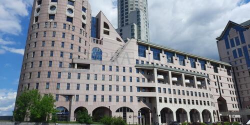 Риверсайд Тауэрс