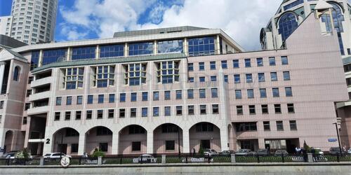 Риверсайд Тауэрс